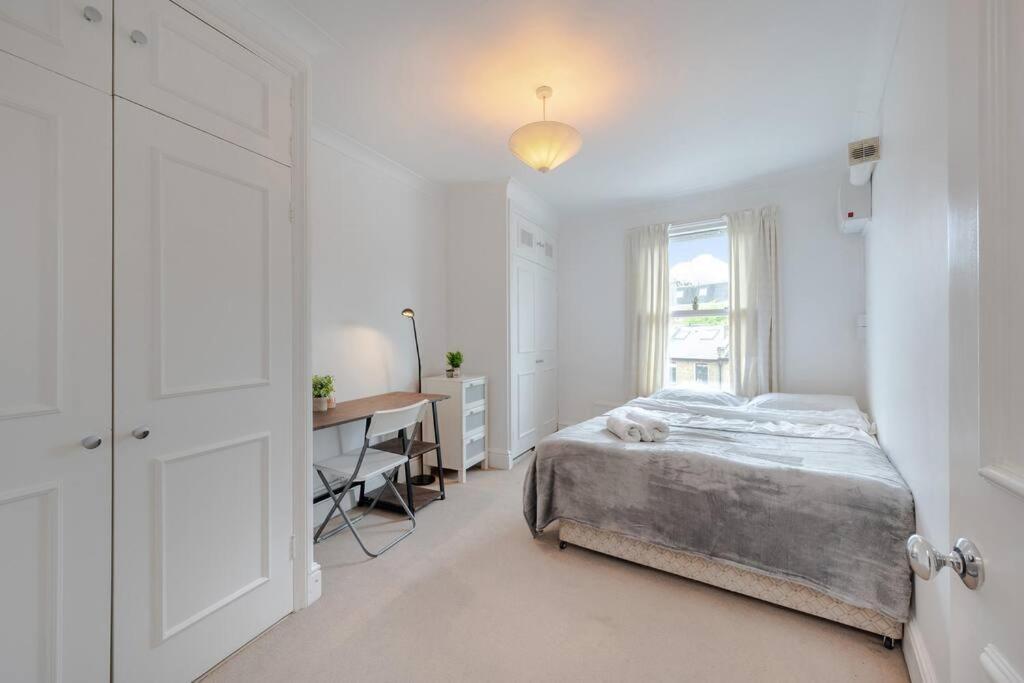 Cosy 2 Bed In Kensington Olympia Lejlighed London Eksteriør billede